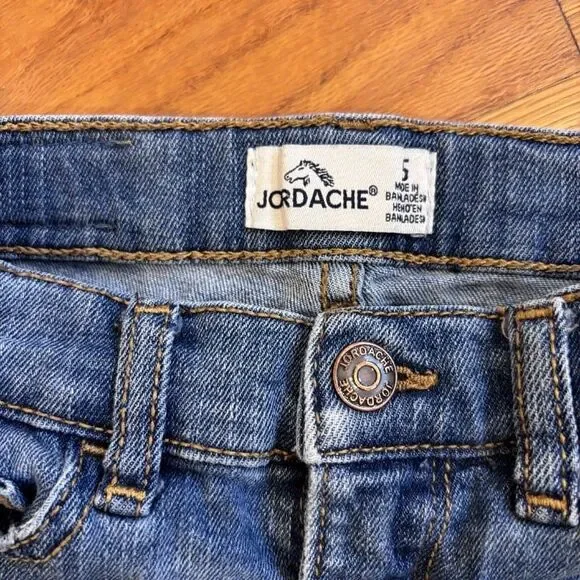 Distressed Style Cut Off Fray Denim Jean Girls Shorts - Picture 5 of 5